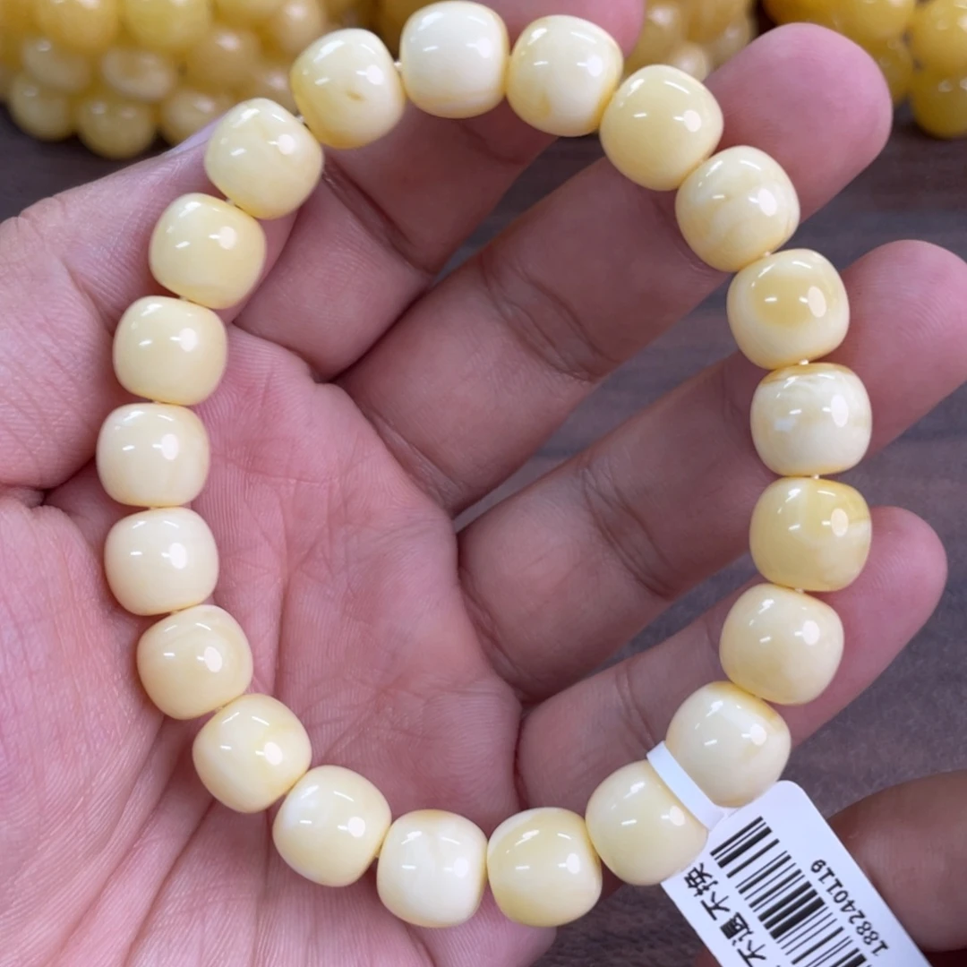 未镶嵌琥珀裸石037000000000