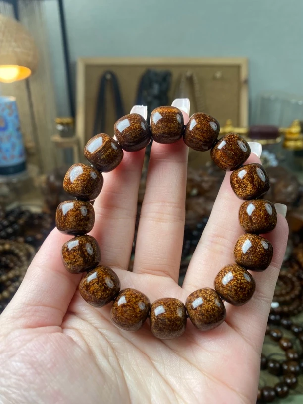 巴布亚贡木浓香黑龙鳞老型珠13×14mm手串多样性发其一（988）