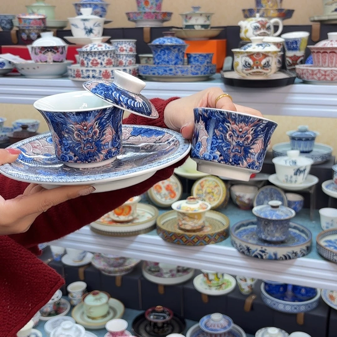 盖碗里的水煮熟后再