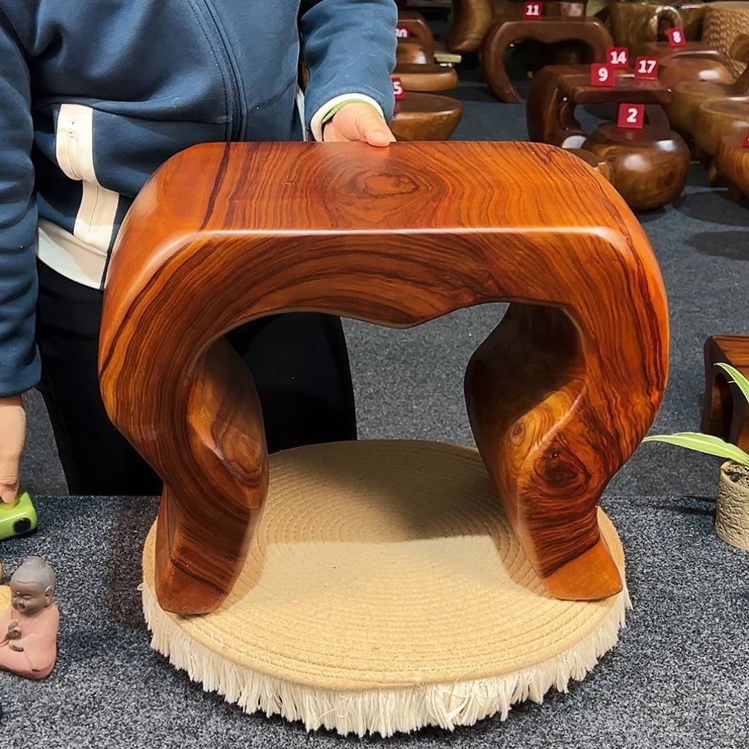 23 号香樟木尺寸：45-28-33cm