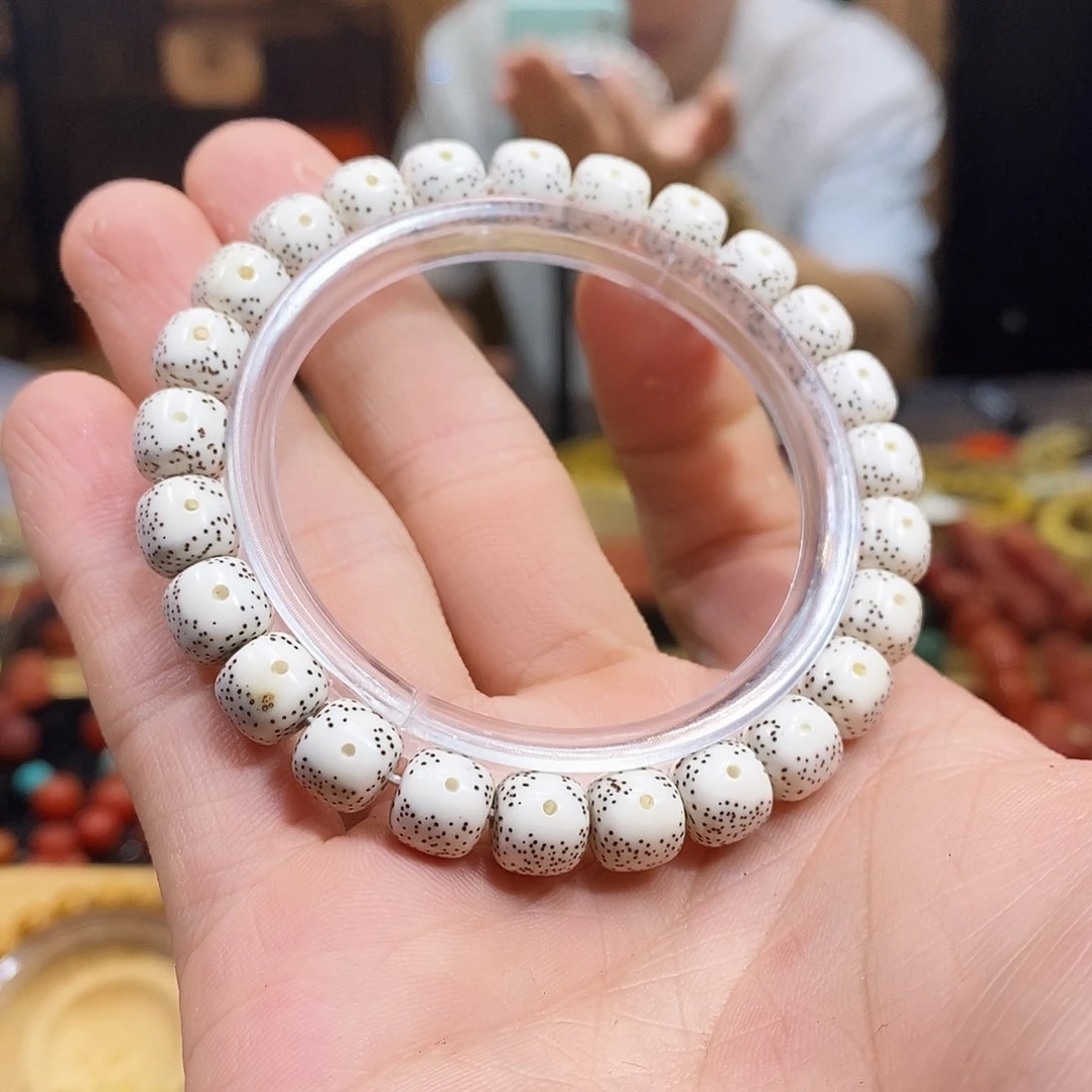 h***y星月菩提吊坠福利