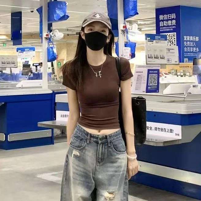 2026新款法式复古正肩圆领短袖t恤女夏季修身显瘦百搭美拉德上衣