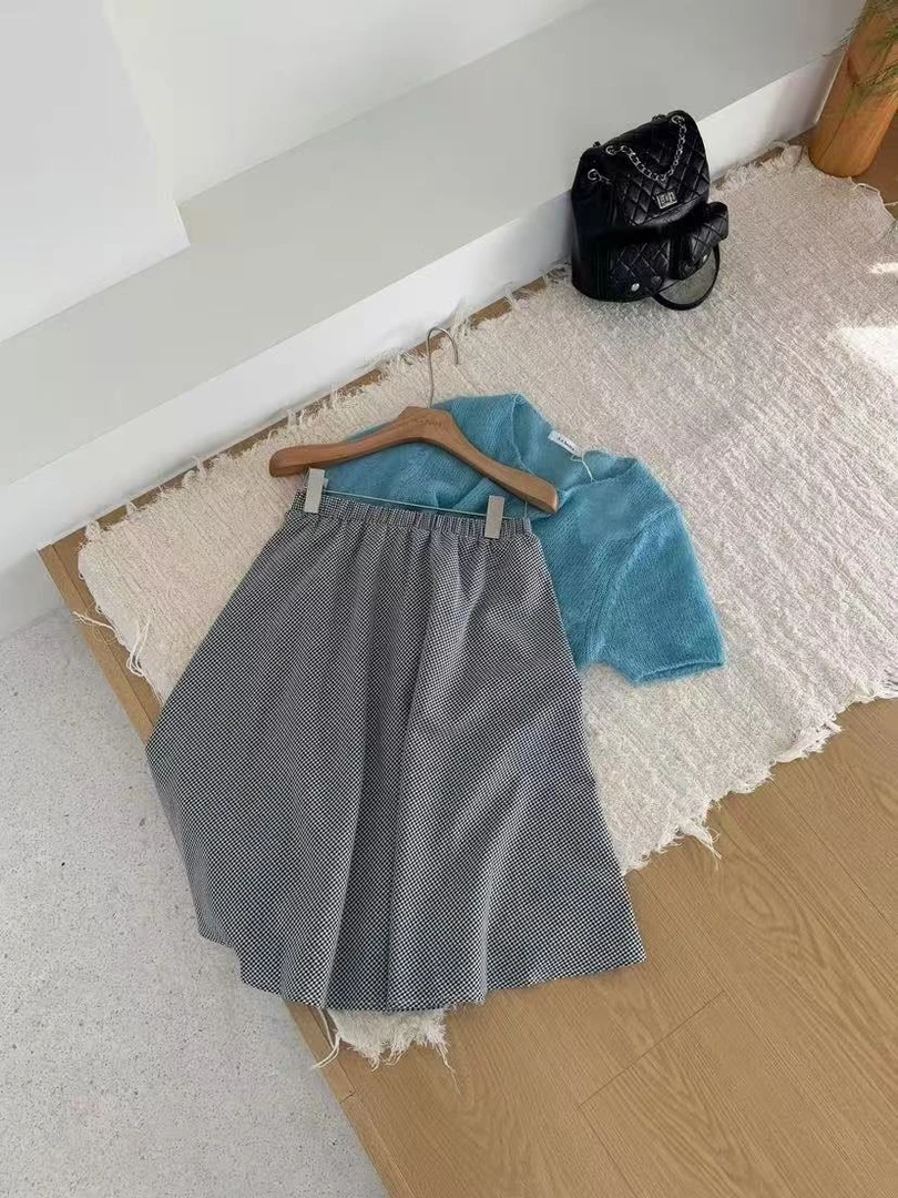 恩熙·百搭韩系格子半裙7A2071