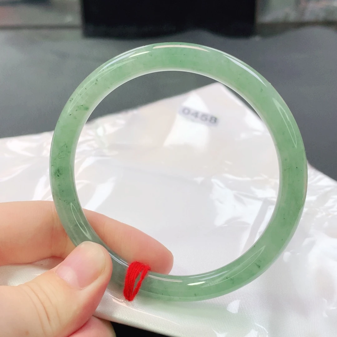 翡翠手镯未镶嵌0458号