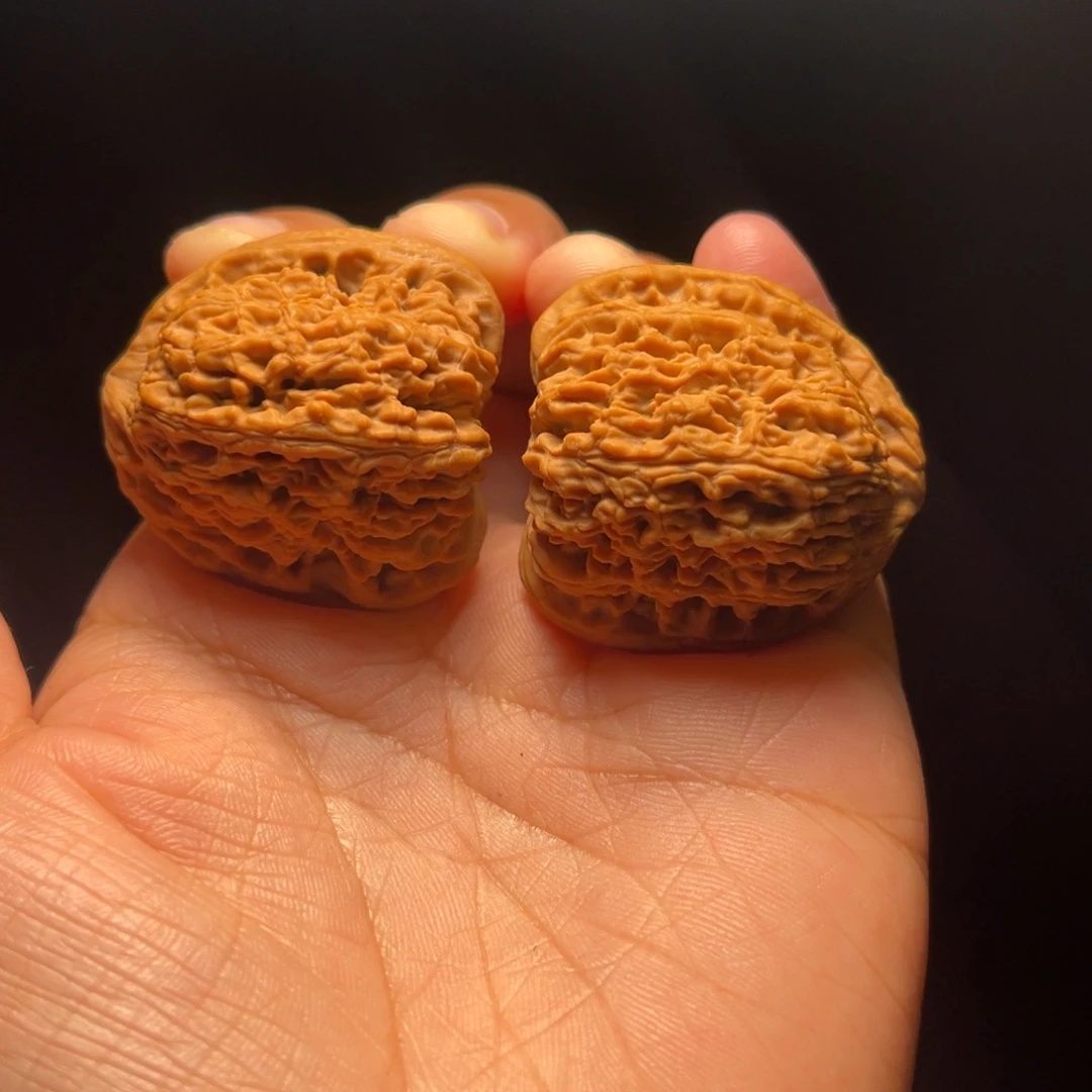 文玩核桃把件七***.南疆