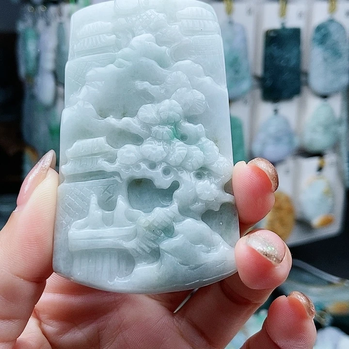 翡翠未镶嵌颈饰翡翠