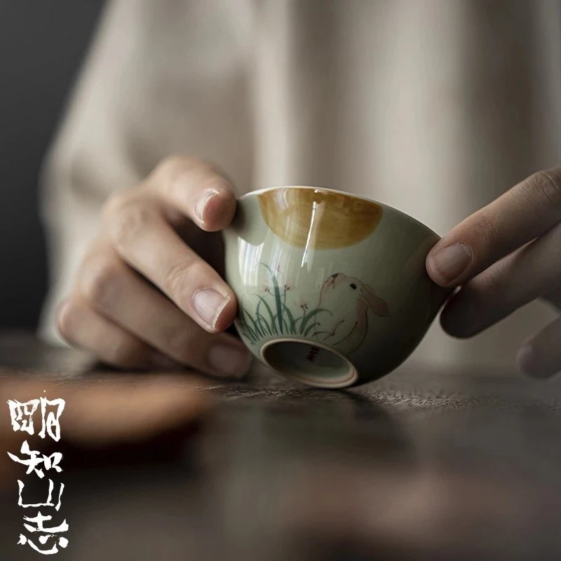 明知山志-玉兔望月-怀思主人杯