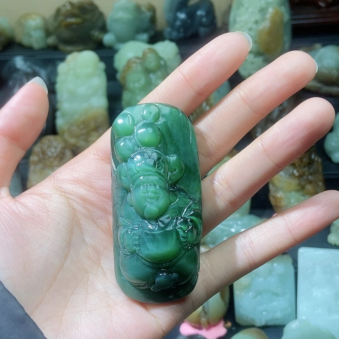 和田玉颈饰未镶嵌明*