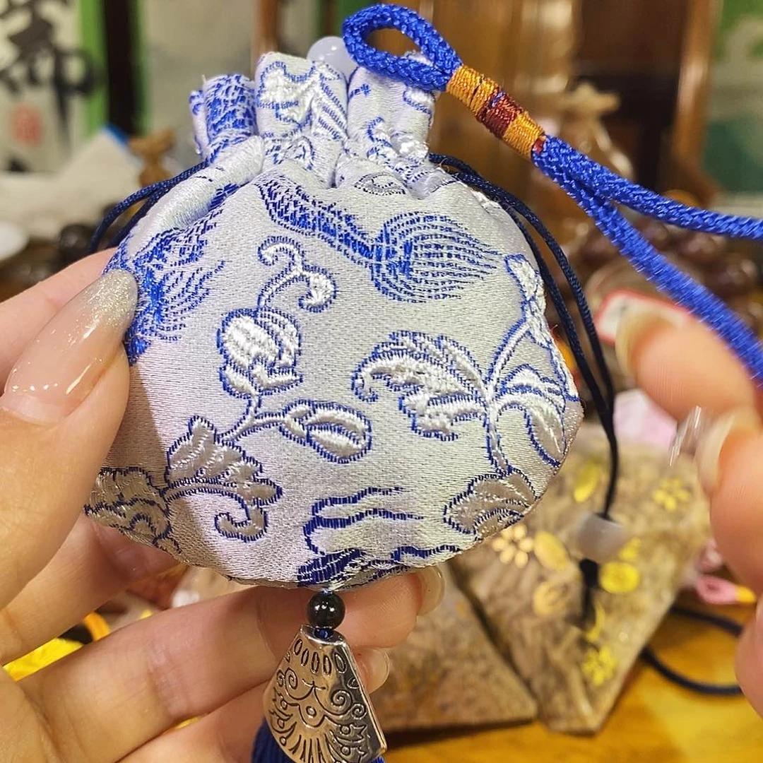 楠木（金丝楠）吊坠