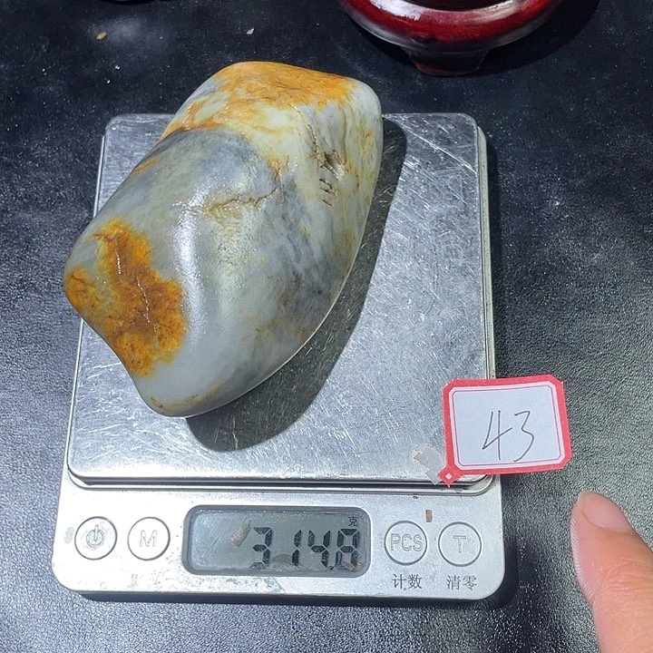 和田玉未镶嵌颈饰43