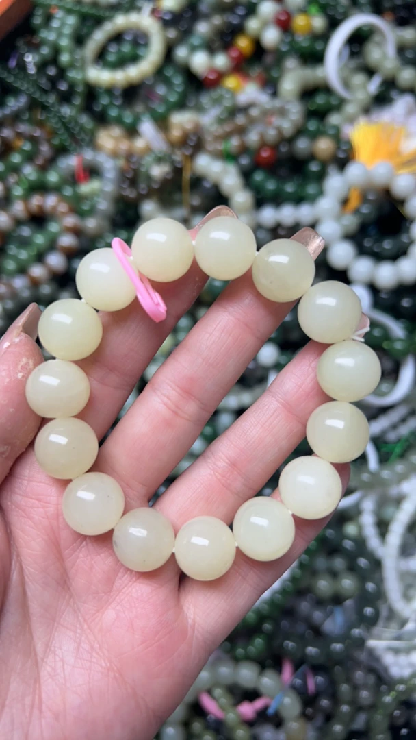 和田玉未镶嵌时尚