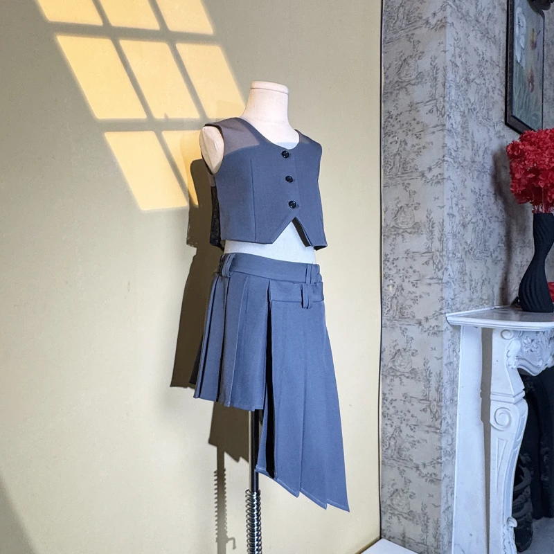 灰色蕾丝马甲百褶裙套装潮服多巴胺潮服女童个性西装模特走秀潮服