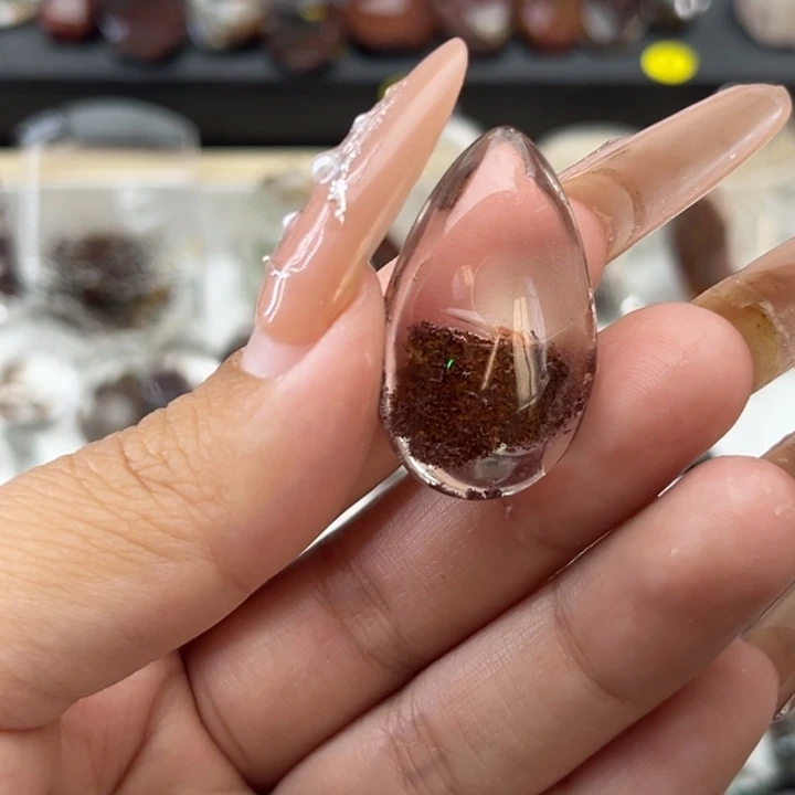未镶嵌吊坠(赠链)水晶