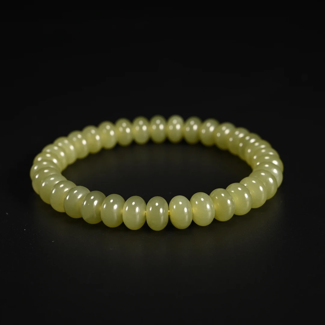 lot8802 和田玉青玉手串/保利