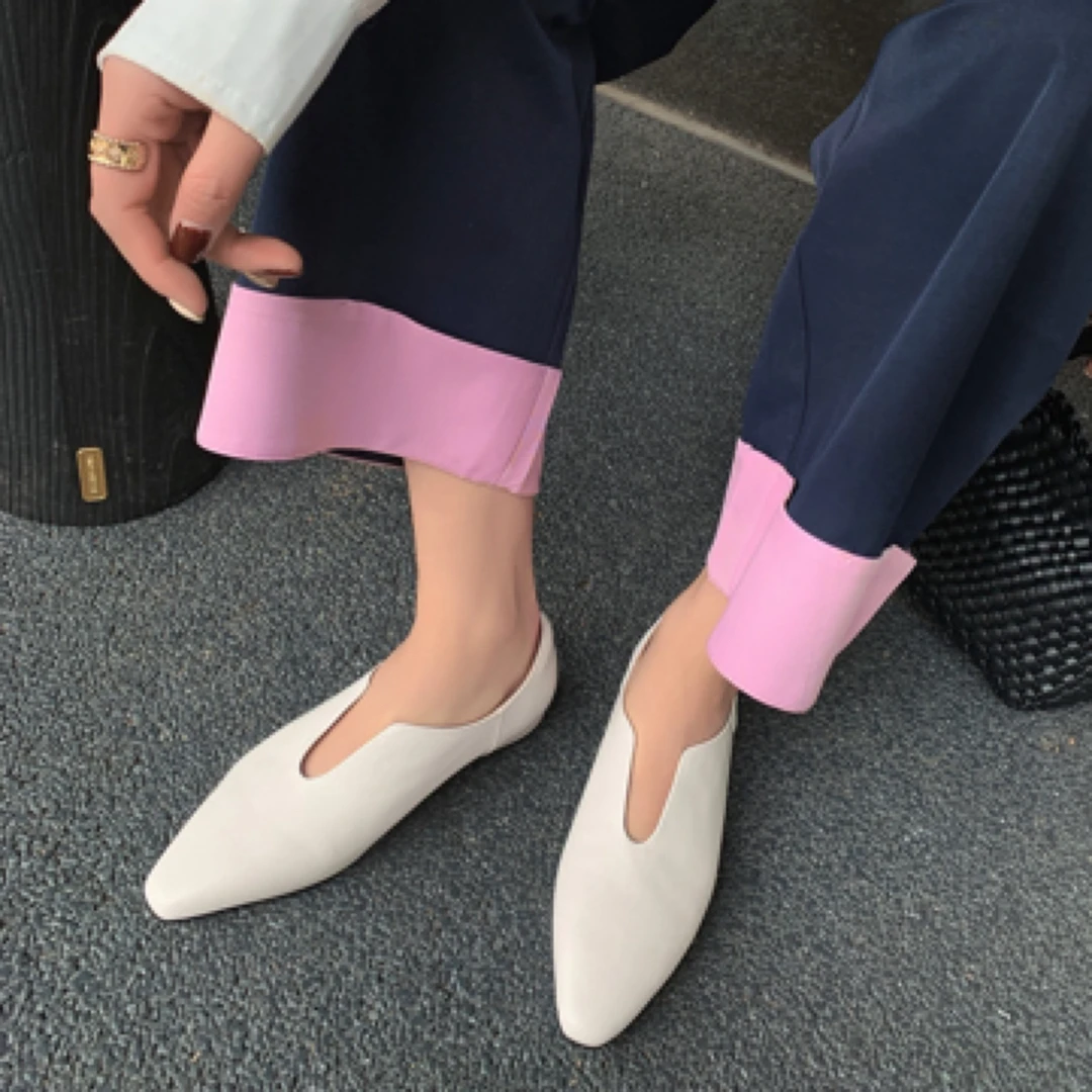 阿丽塔女鞋~1.5cm春季新款单鞋尖头低跟休闲平底女时尚舒适百搭