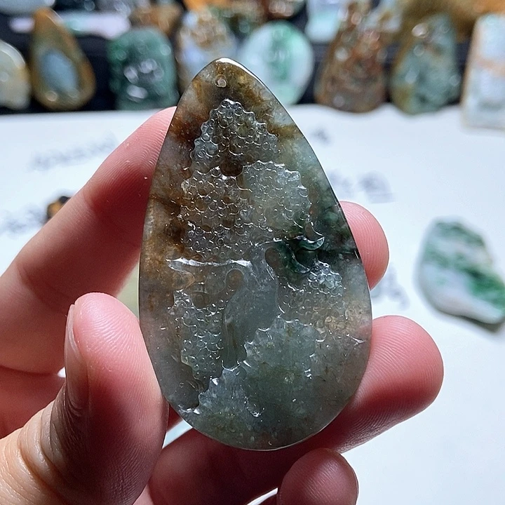 翡翠未镶嵌颈饰翡翠a货