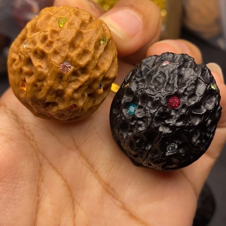 把件文玩核桃39尺绣球