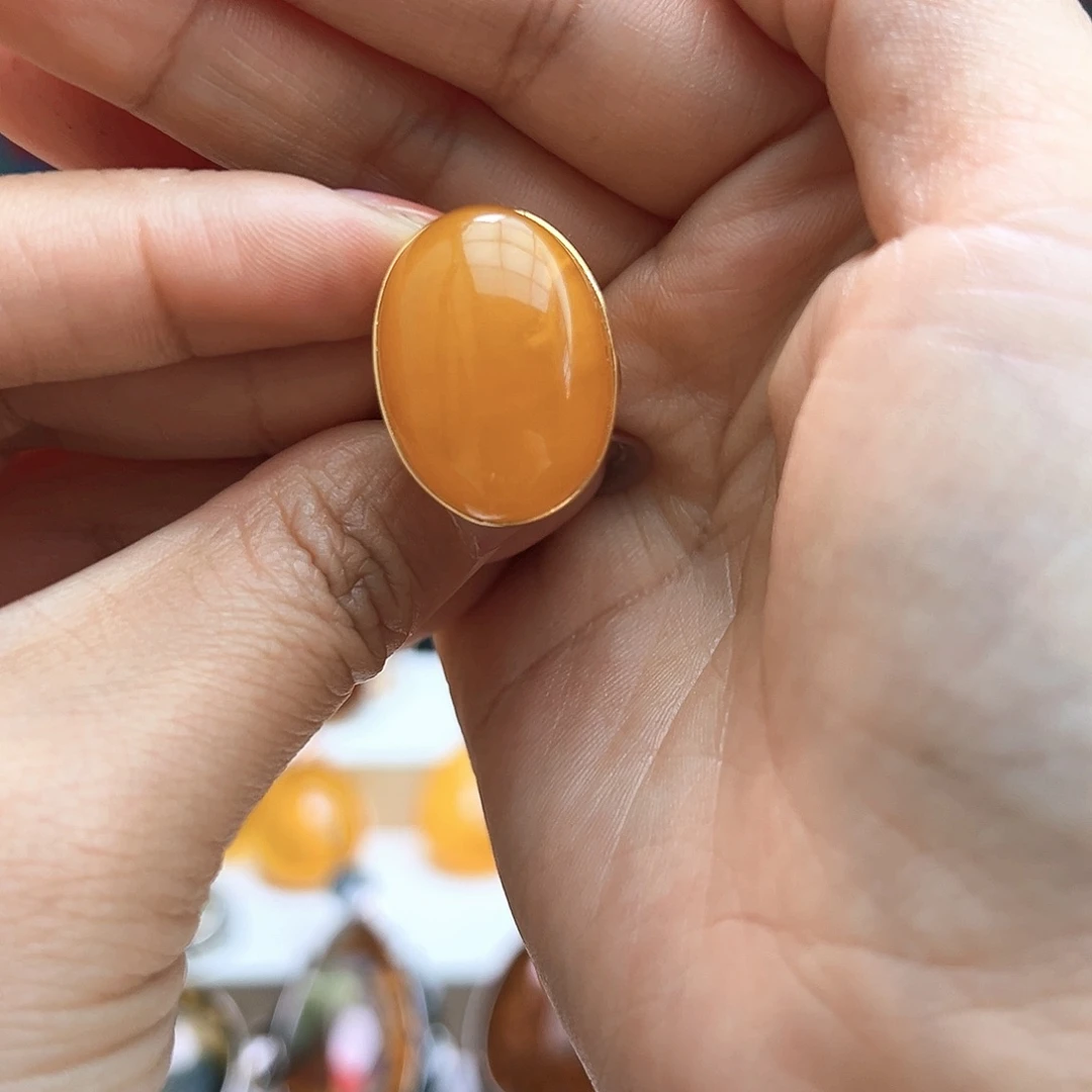 琥珀手镯未镶嵌戒指