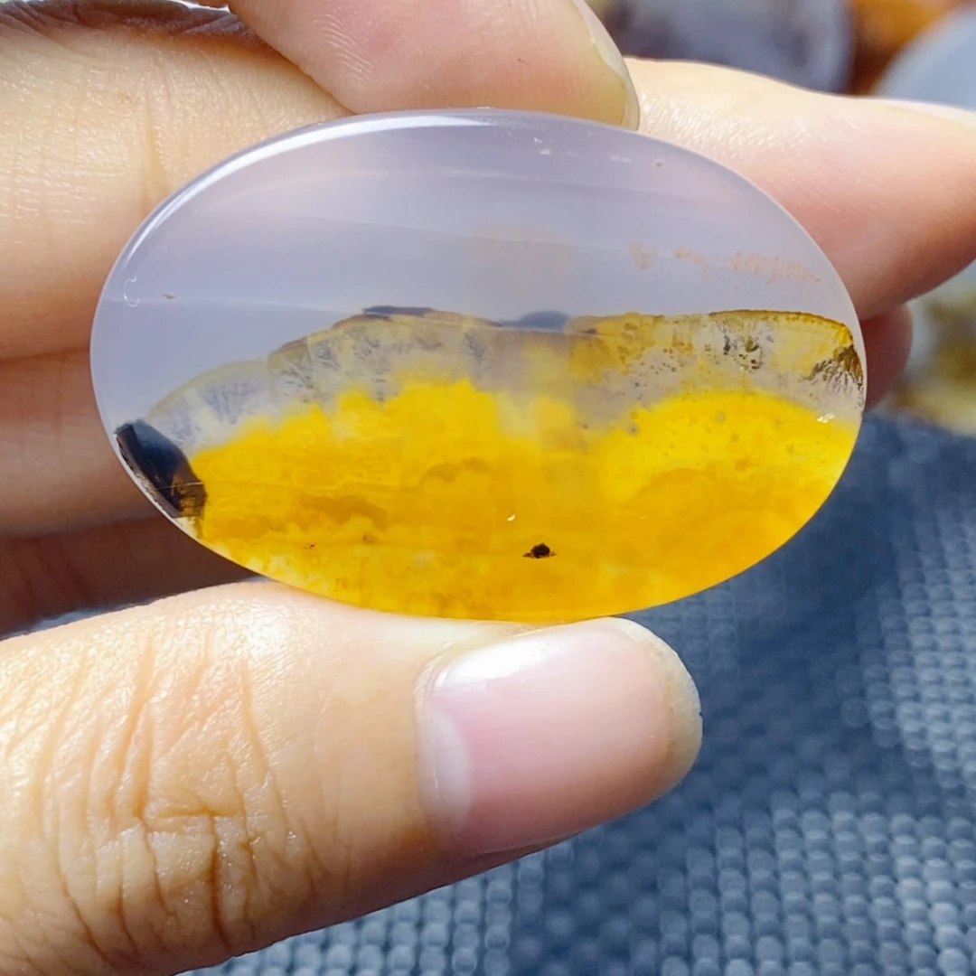 玛瑙/玉髓未镶嵌珠宝奇石