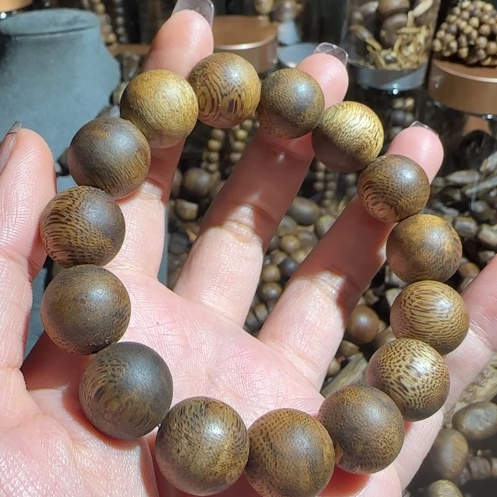 沉香碎屑沉香乌身圆叶单圈1.5/17克+