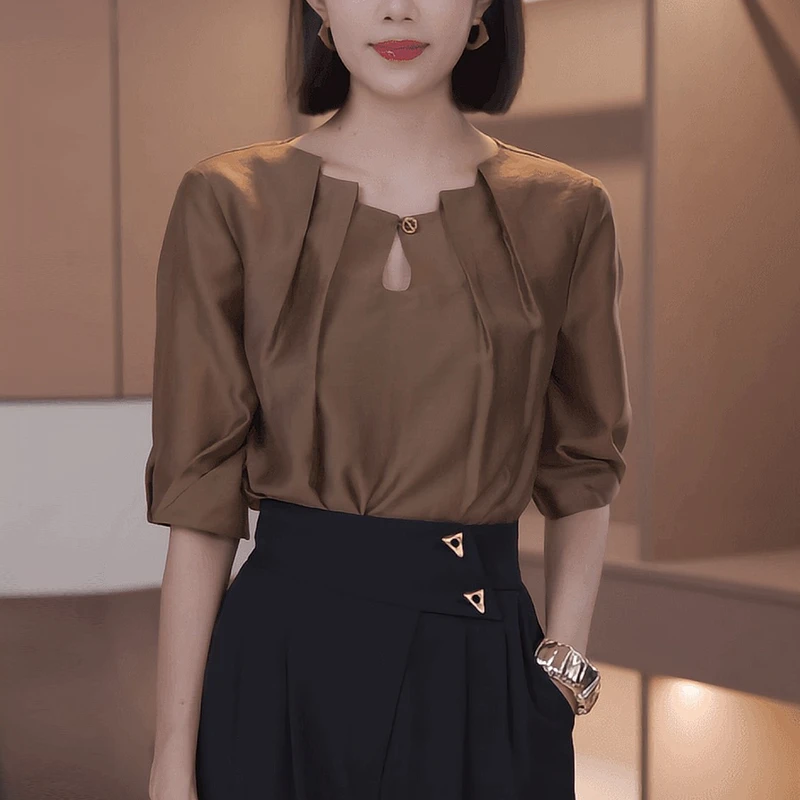 法式气质衬衫女士2025夏季时尚大码宽松显瘦别致漂亮小衫上衣