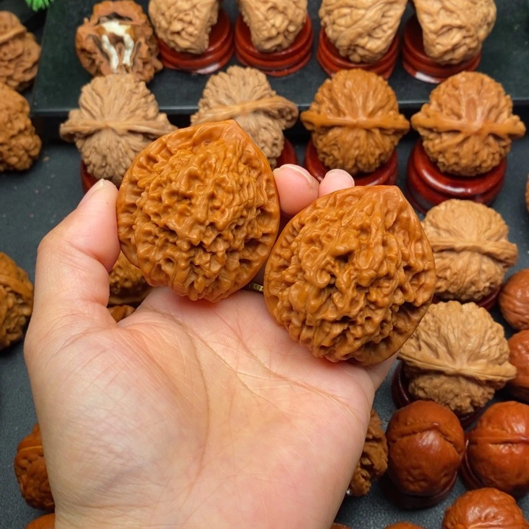 文玩核桃把件46官帽