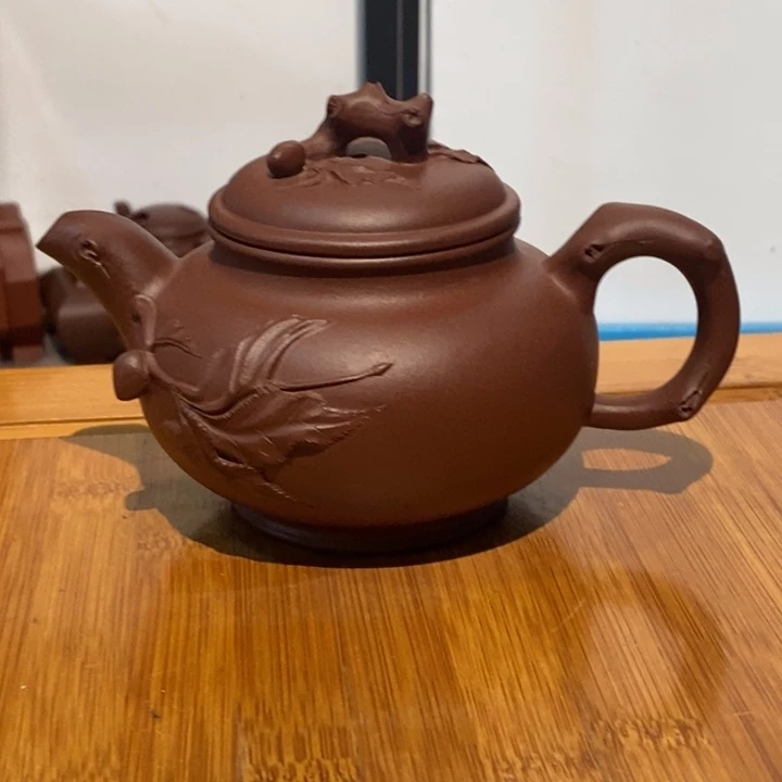 紫砂壶的时候就会觉得自己