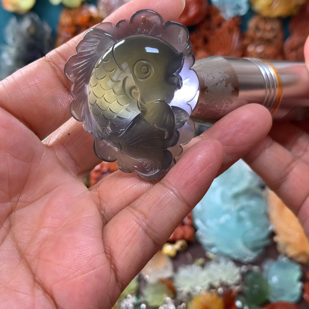 蛇纹石玉挂坠未镶嵌