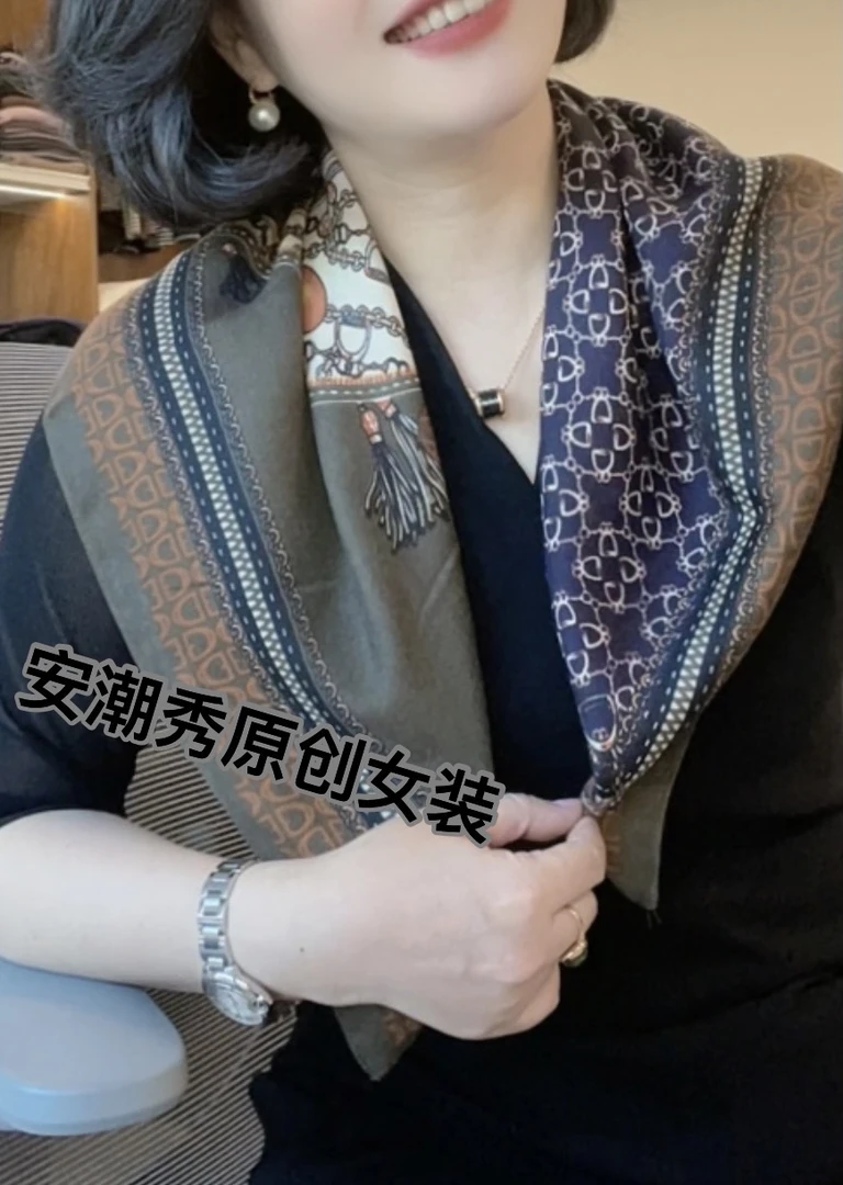 安潮秀A 2025 复古时尚极简风百搭印花方巾高级质感领巾