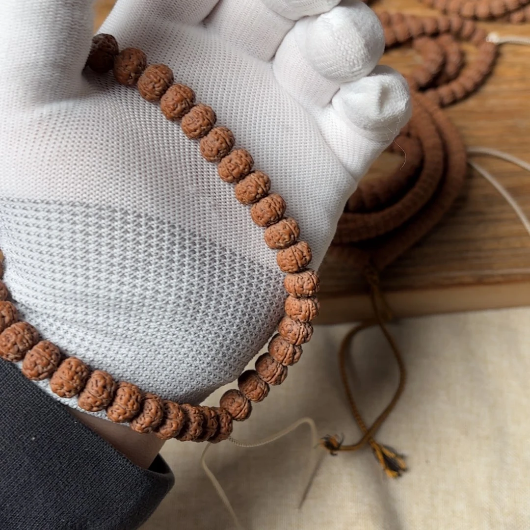 L***y金刚菩提吊坠老树王