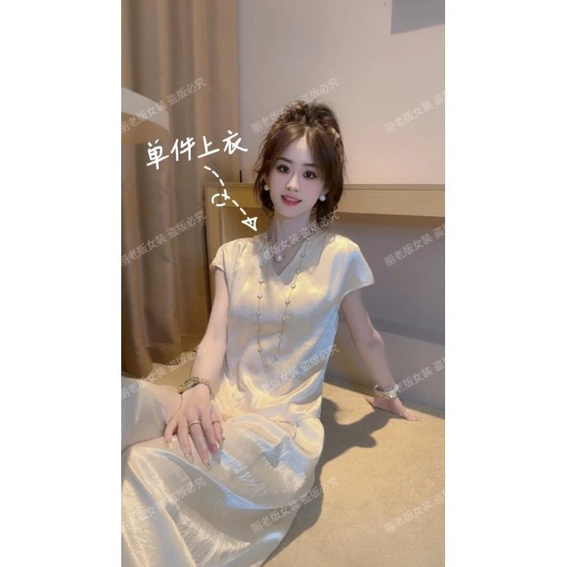 Si【锦熹】女生短袖t恤气质V领时尚财阀千金女装T恤