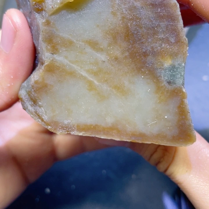 和田玉未镶嵌珠宝半成品