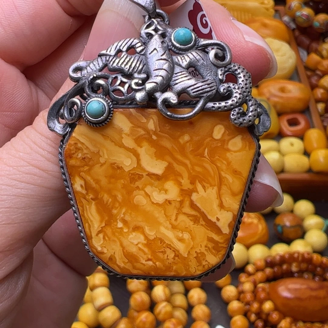 琥珀银S925镶嵌珠宝奇石吊坠