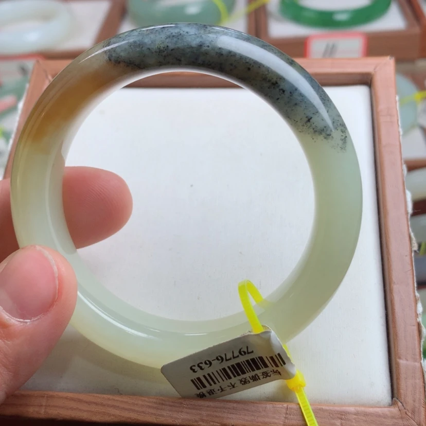 【闪购商品】和田玉手镯未镶嵌53.4