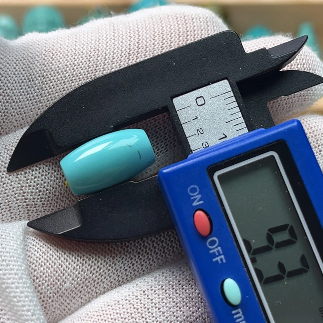 绿松石未镶嵌桶珠