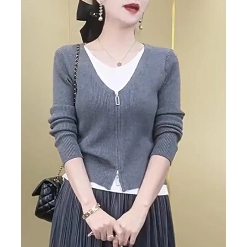 胖MM假两件针织开衫女2025年早春装新款大码女装设计感内搭打底衫