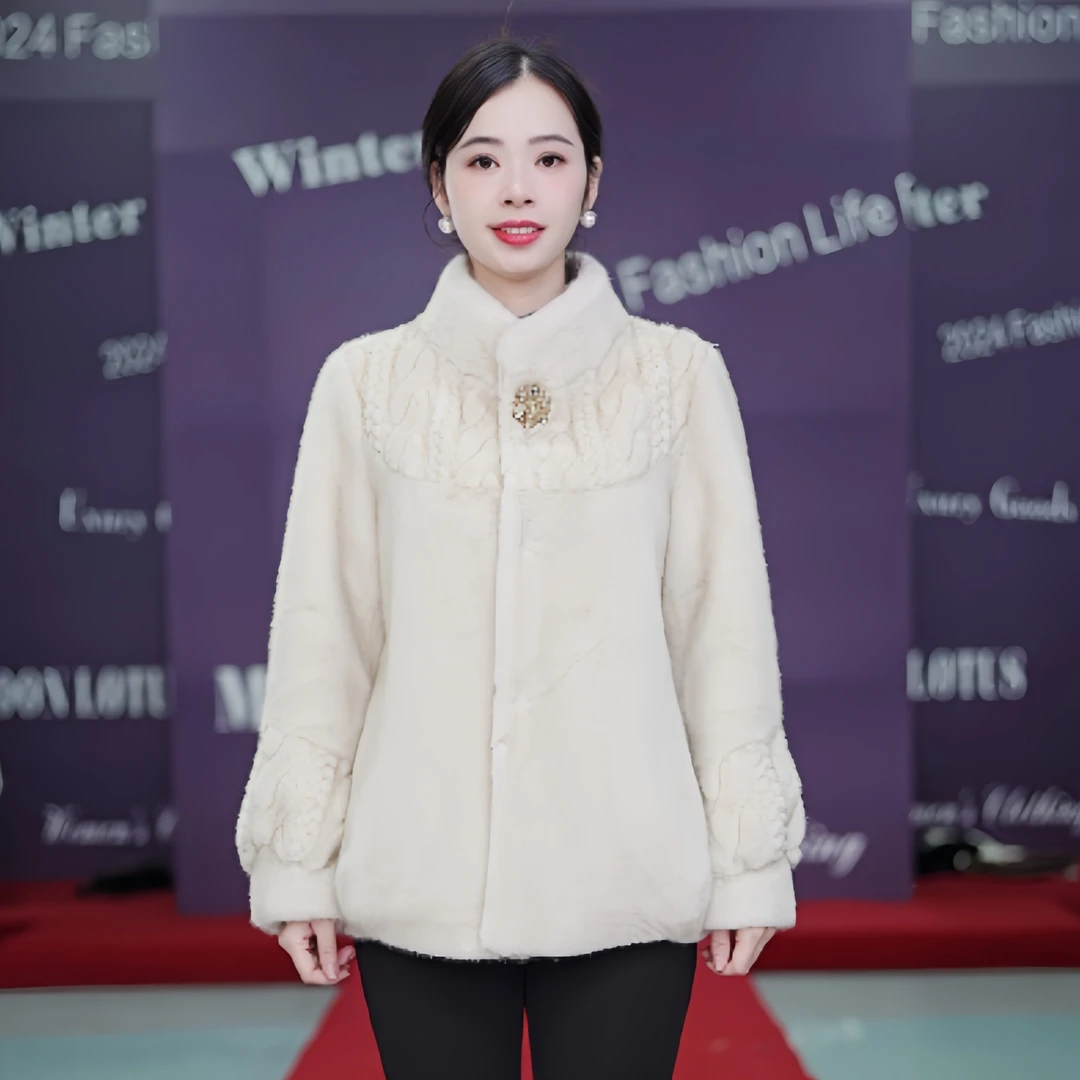 莲姐甄选丨简约不简单  冬季潮流来袭女士立领保暖外套1090
