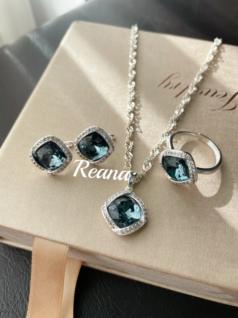 钛钢耳饰 可颂方方（菁灰蓝）