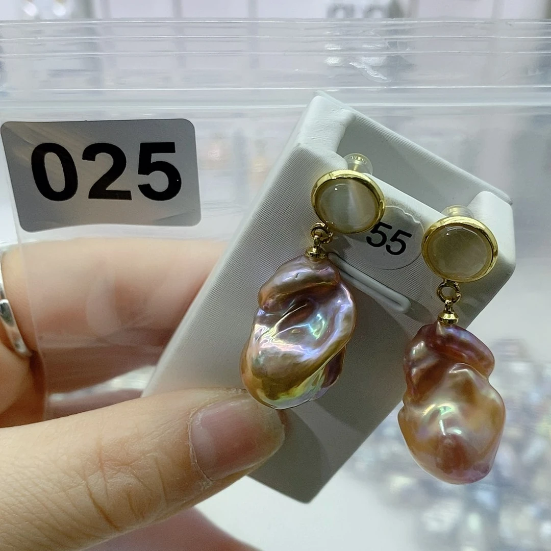 淡水珍珠颈饰合金