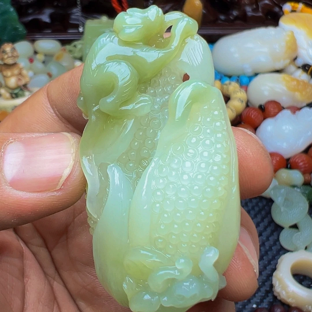 未镶嵌和田玉挂件