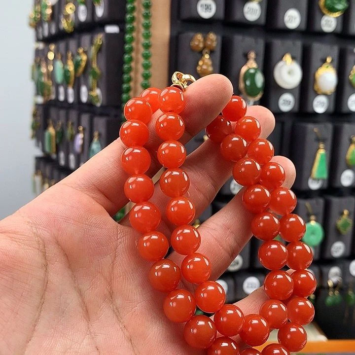 南红玛瑙颈饰未镶嵌