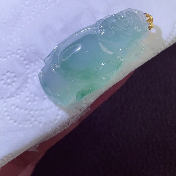 颈饰18K金镶嵌翡翠翡翠