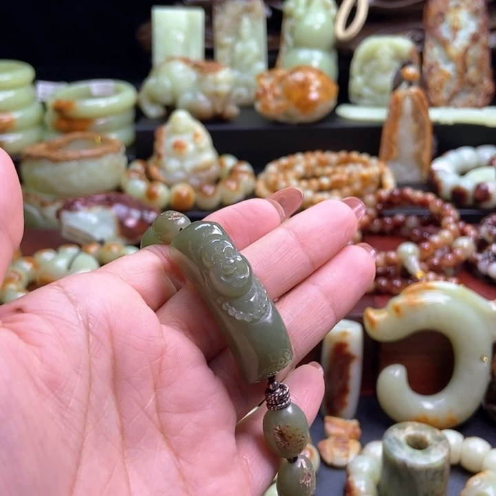 三***跑未镶嵌手链岫岩河磨玉（透闪石质玉）