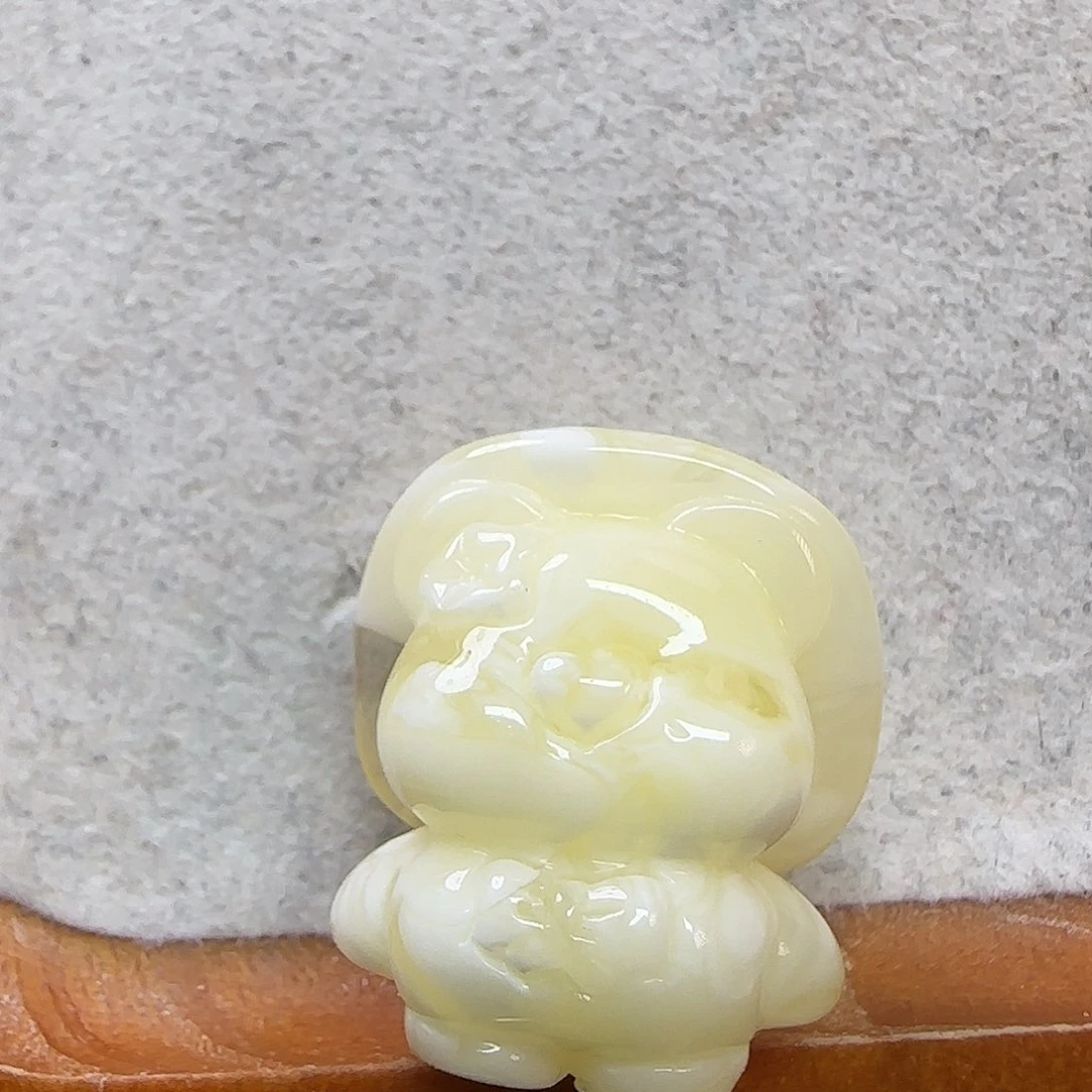 未镶嵌琥珀裸石雷*晴琥珀蜜蜡系列产品