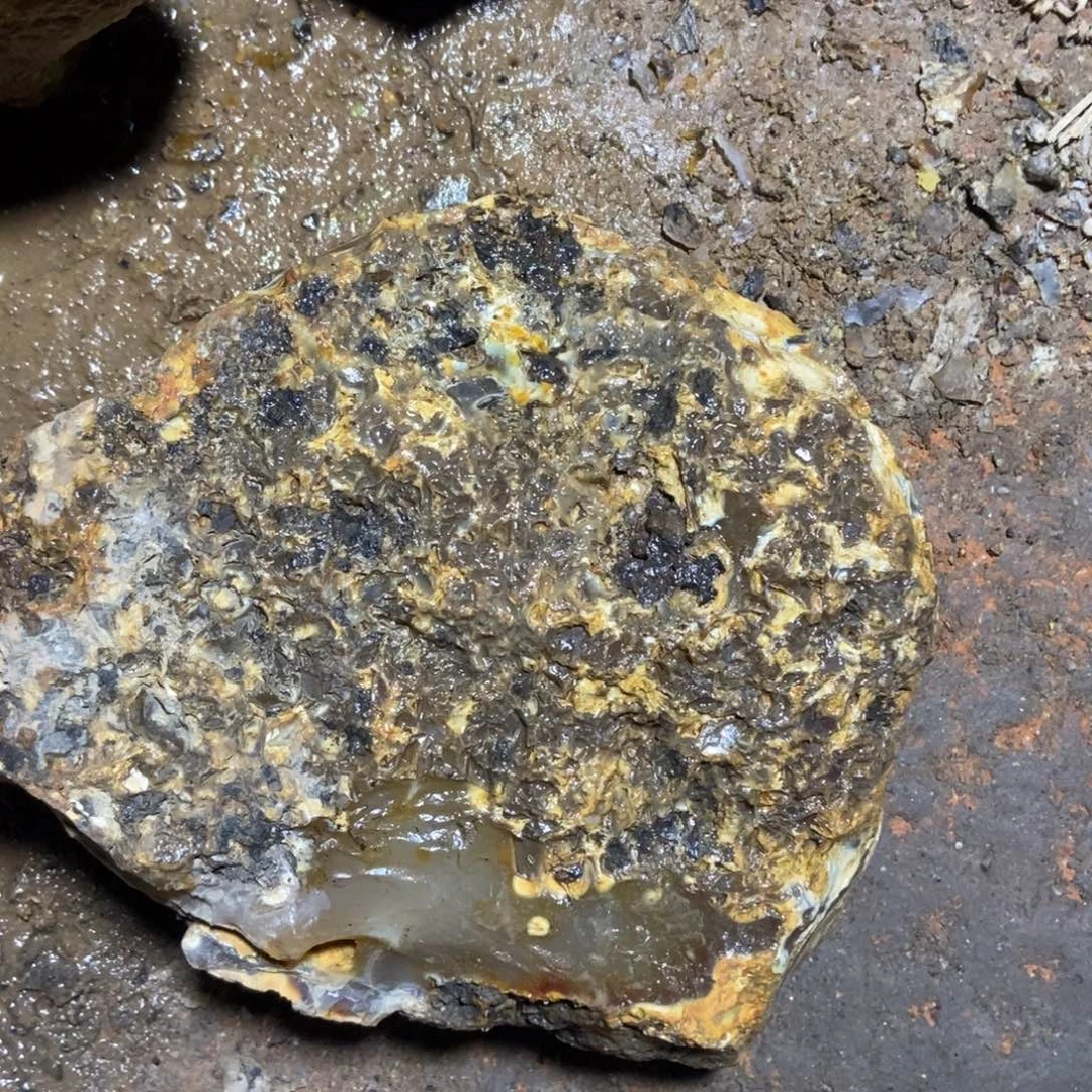 ****定制玛瑙原石切开不退