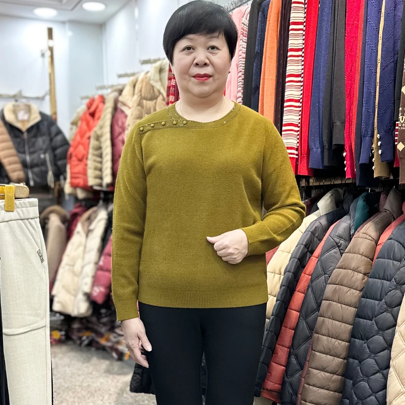 24年冬季时尚胖妈妈保暖毛衣中老年女装洋气双面绒打底衫厚款上衣