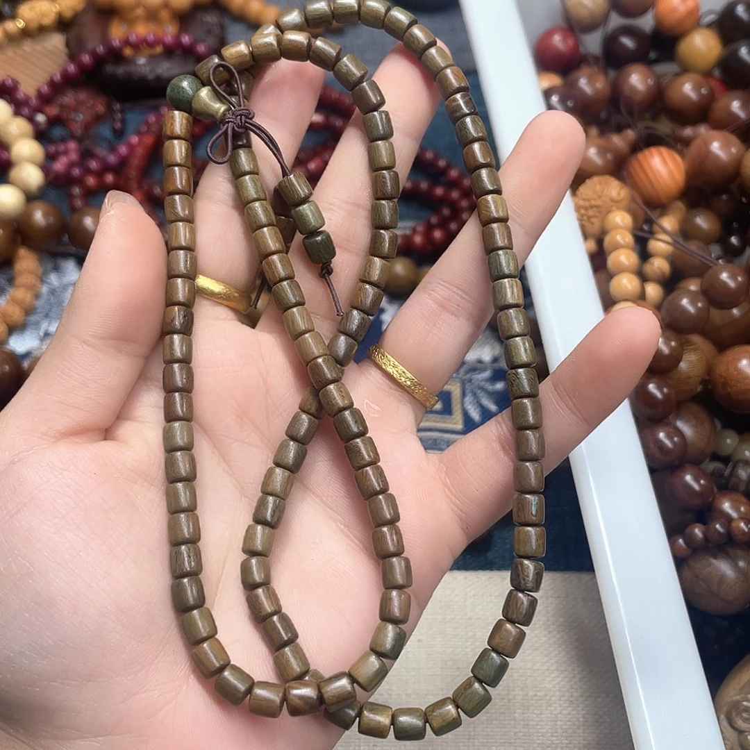 维腊木（绿檀）无事牌