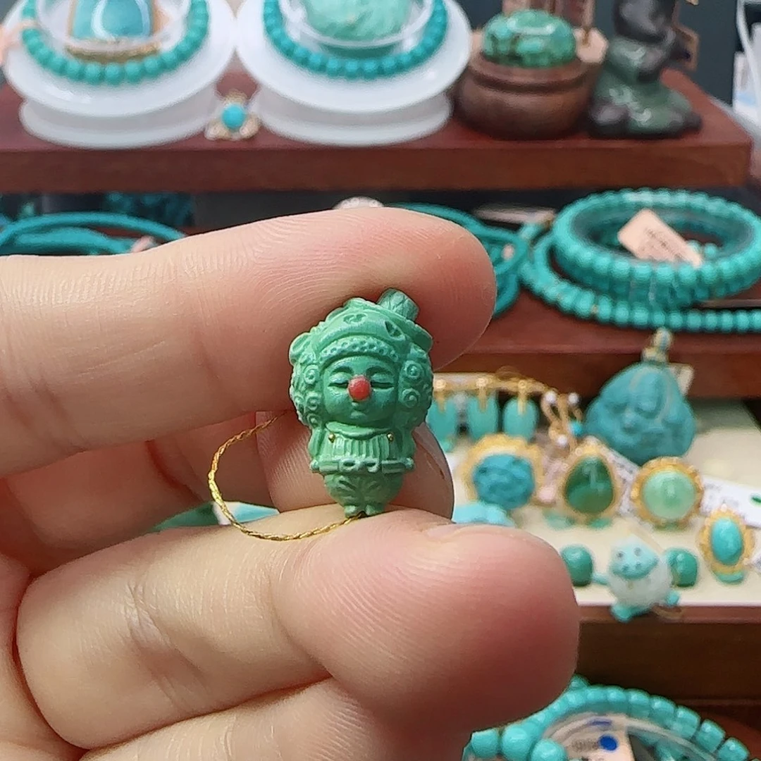 绿松石未镶嵌珠宝奇石