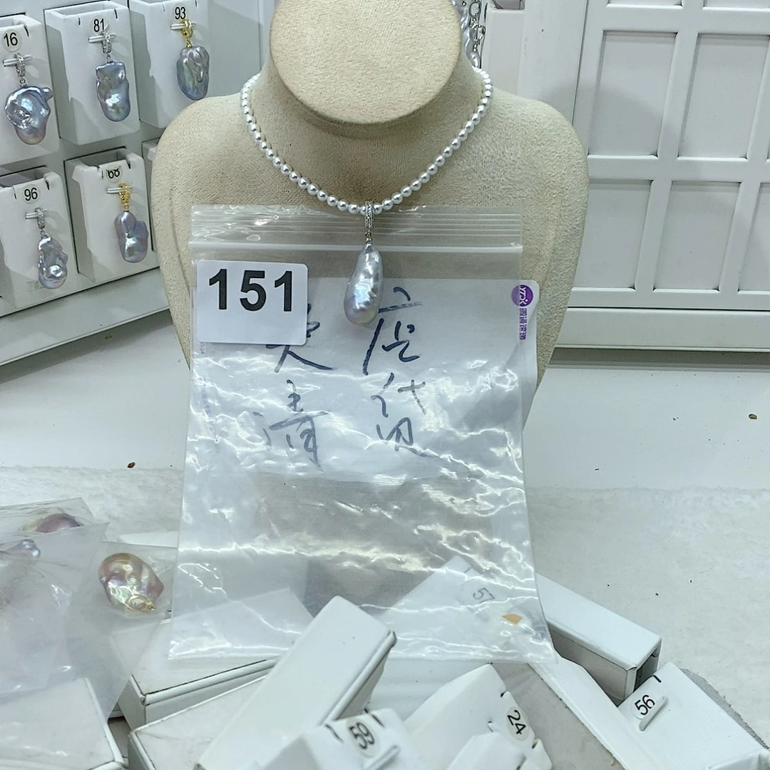 淡水珍珠颈饰合金