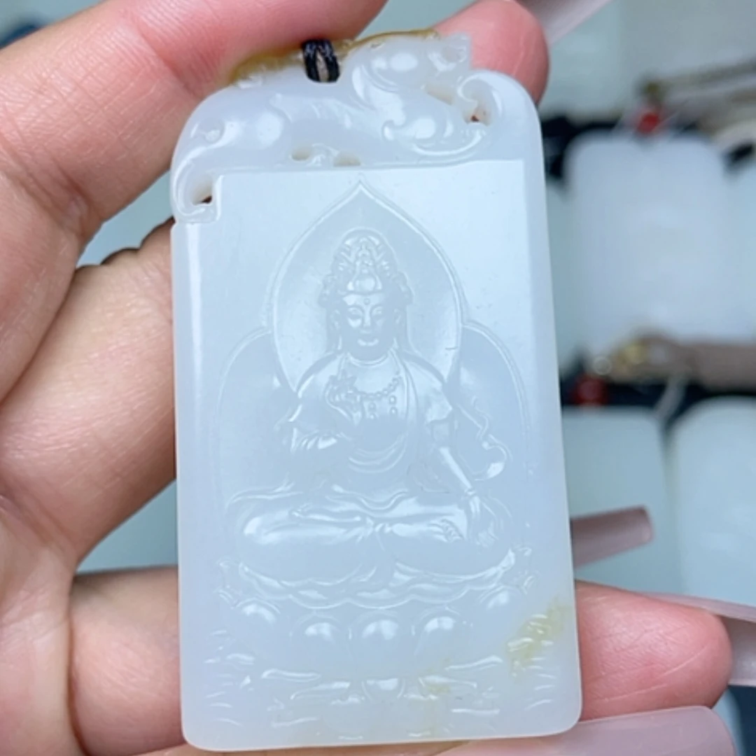 【闪购商品】颈饰未镶嵌和田玉